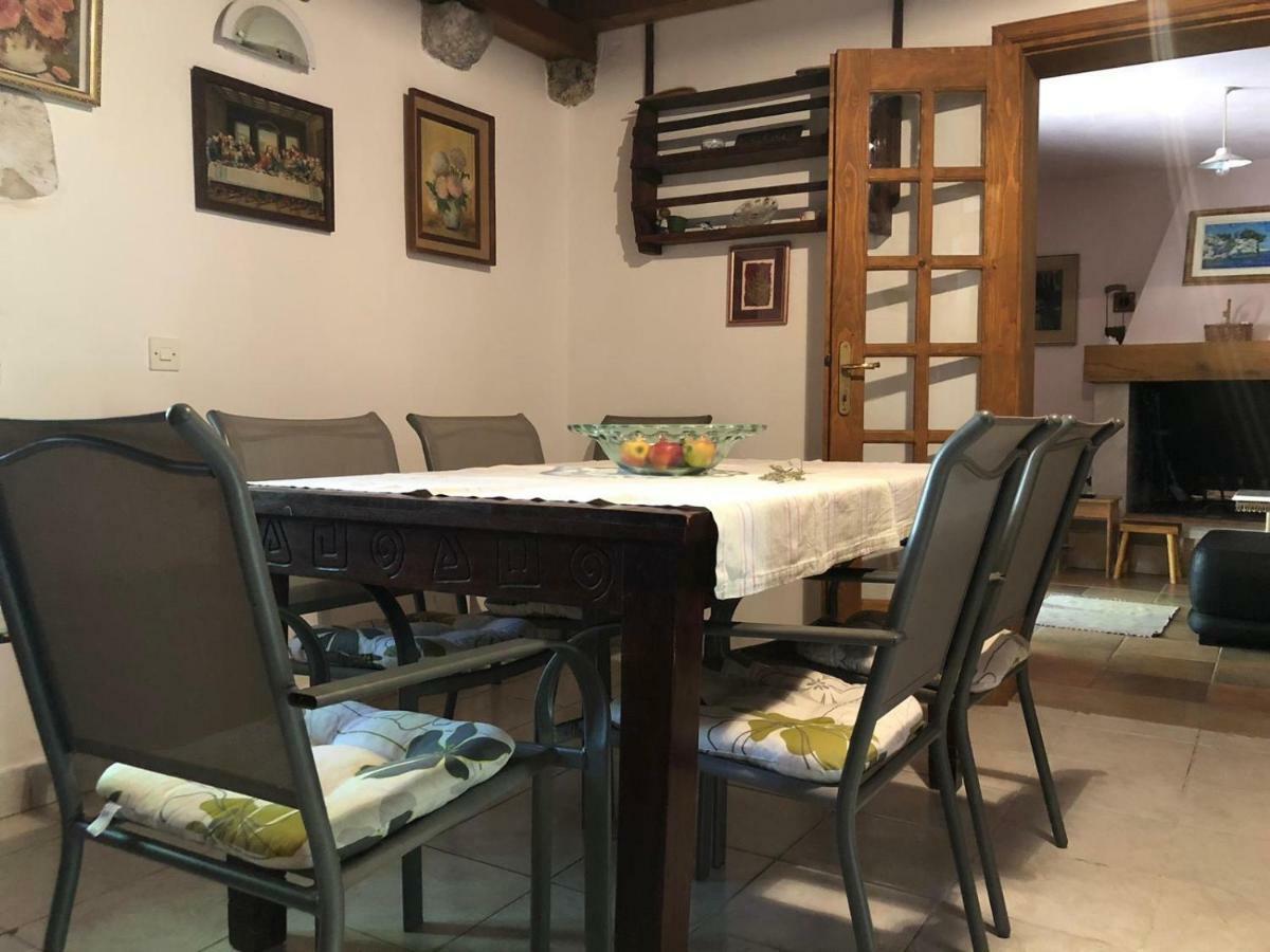 Holiday Home Villa Kastel Zrnovo Zewnętrze zdjęcie