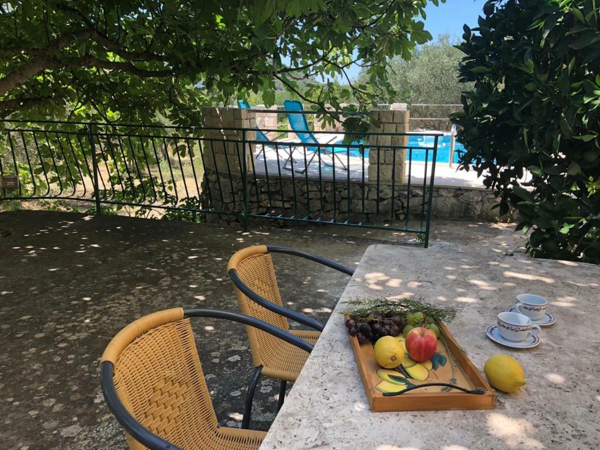 Holiday Home Villa Kastel Zrnovo Zewnętrze zdjęcie